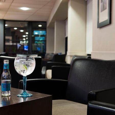Holiday Inn Express Swansea East By Ihg Екстериор снимка