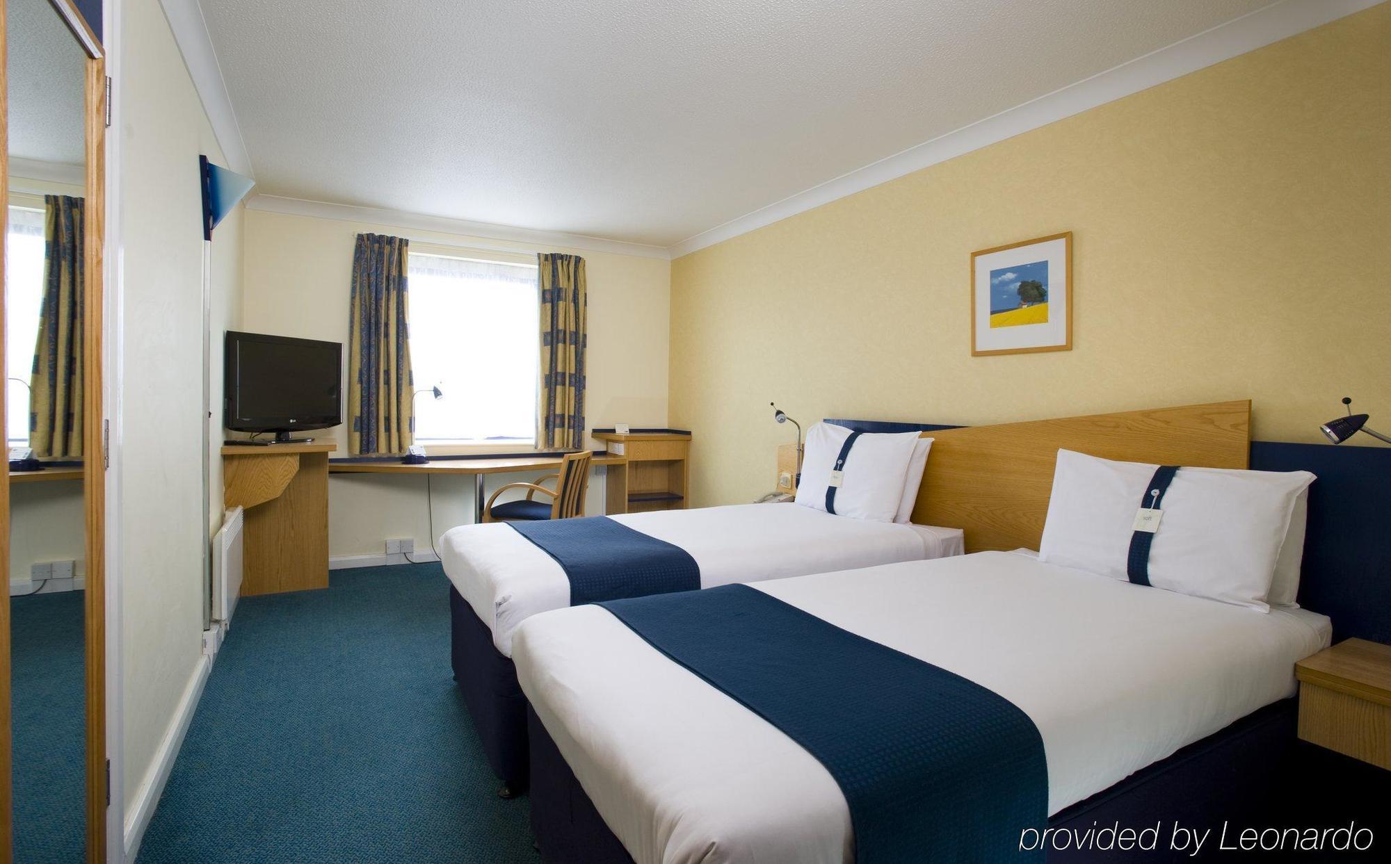 Holiday Inn Express Swansea East, An Ihg Hotel Екстериор снимка