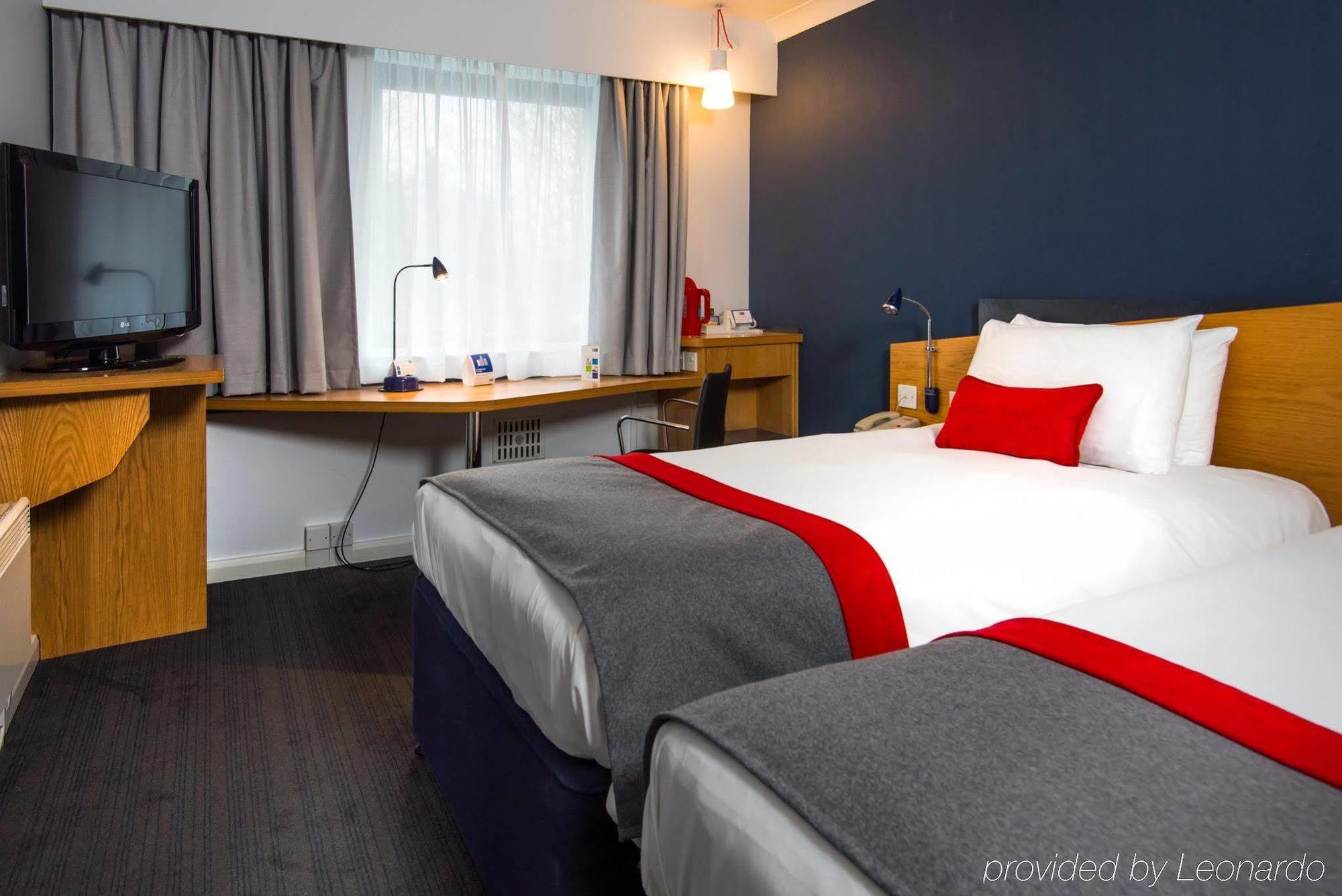 Holiday Inn Express Swansea East, An Ihg Hotel Екстериор снимка